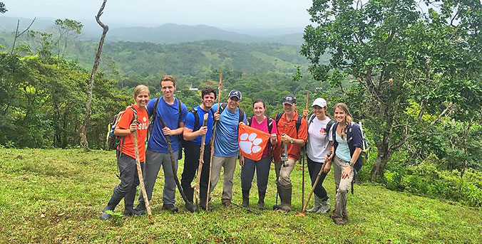 Group of students in Nicaragua.