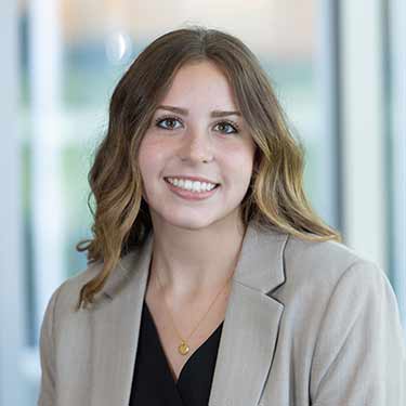 Sarah Pacer headshot
