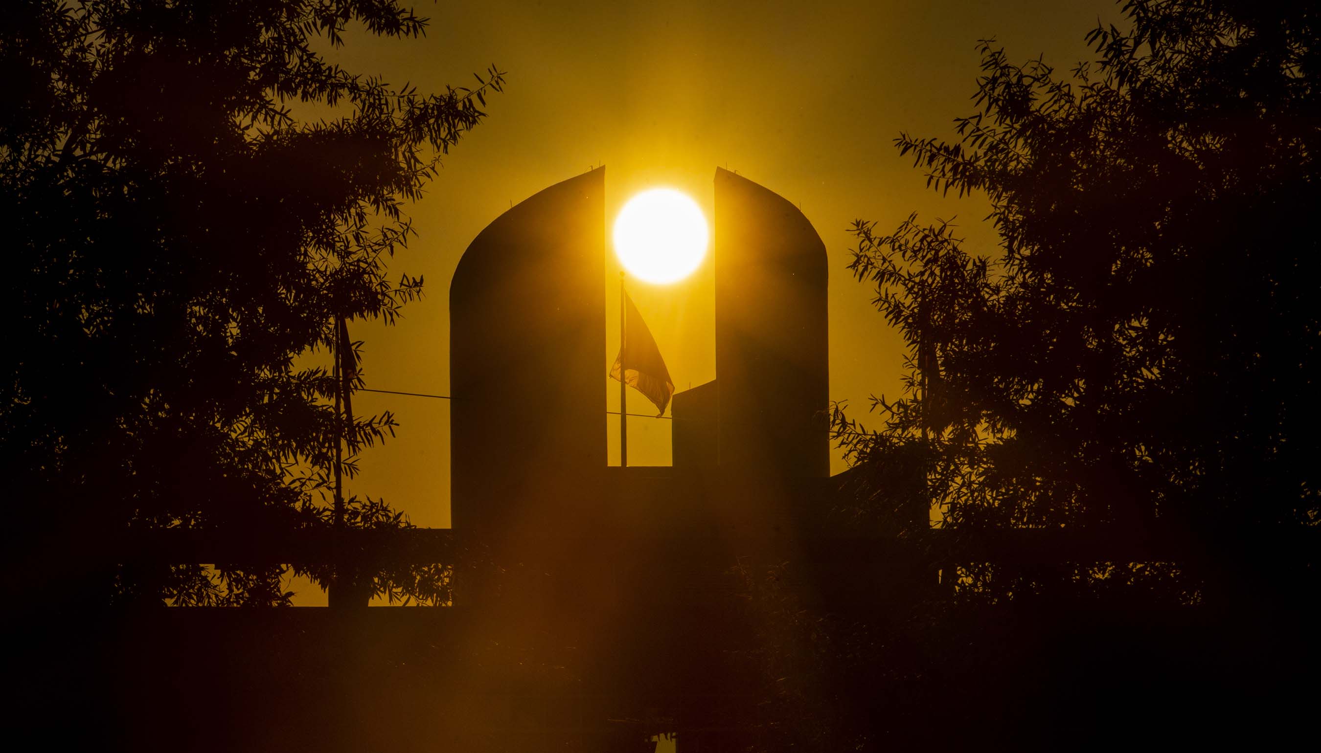 Sunrise behind the oculus at Clemson University