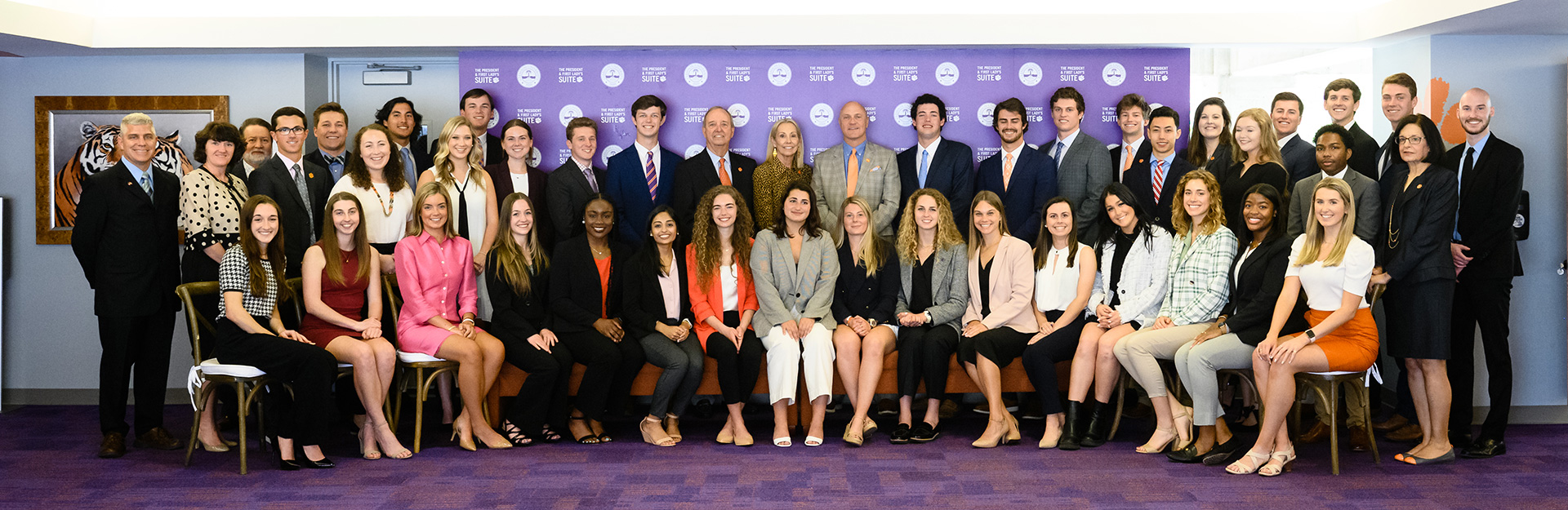 Group photo of Chapman Scholars with President Clements
