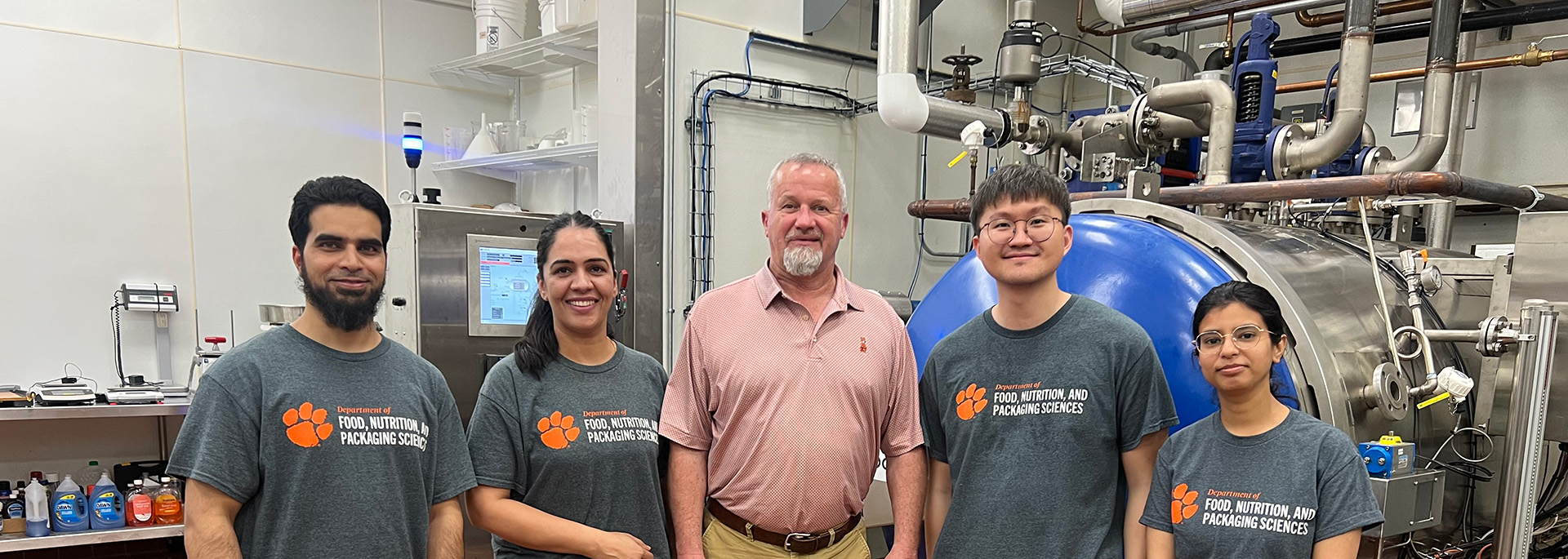 staff of cryovac lab