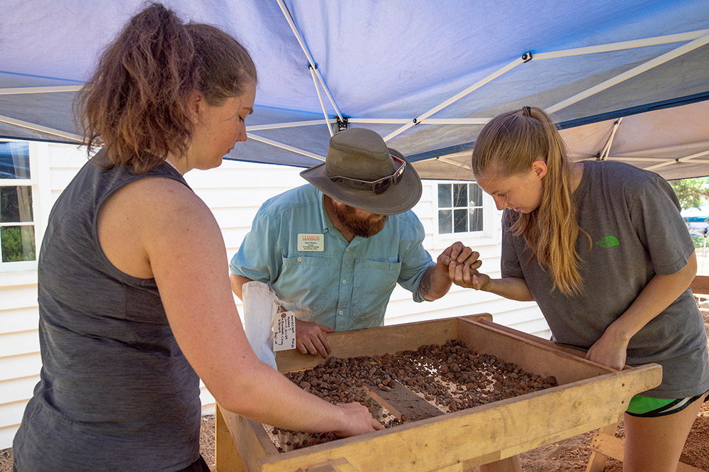 image of an archeology dig