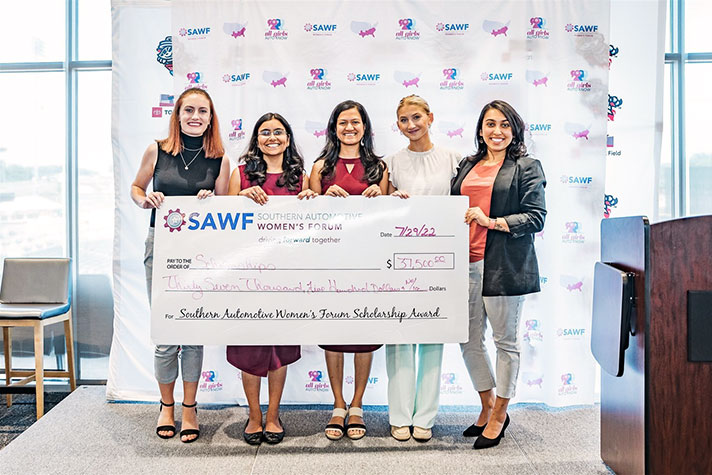 Group of females who won SAWF.