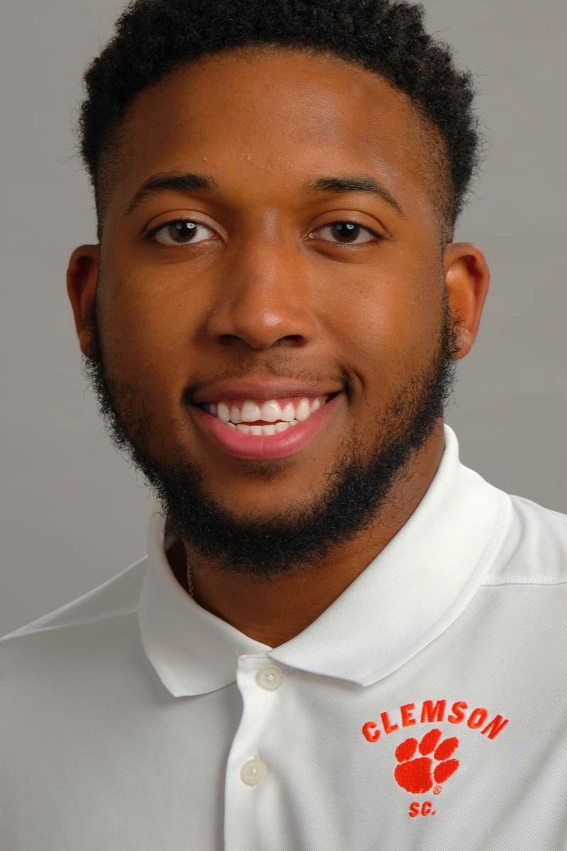 Shamar Thomas headshot