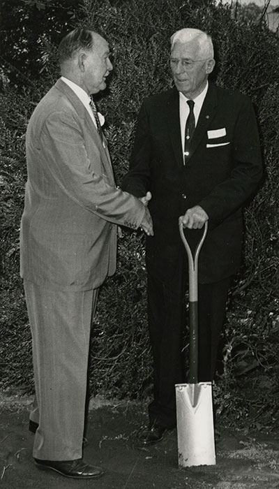 Sam Earle with shovel at dedication