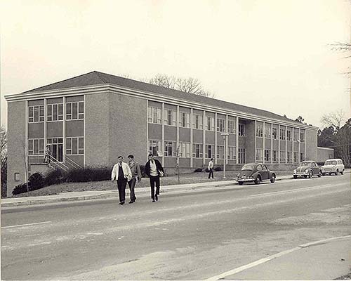 Earle Hall exterior in the 1960s.