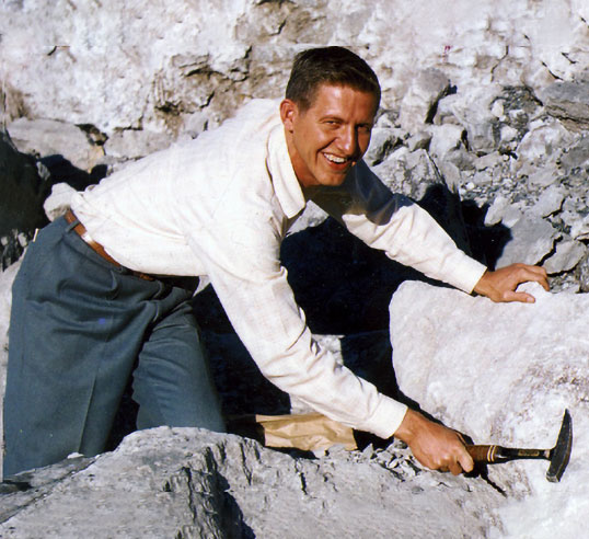 Dave Snipes in Kansas on rock face.