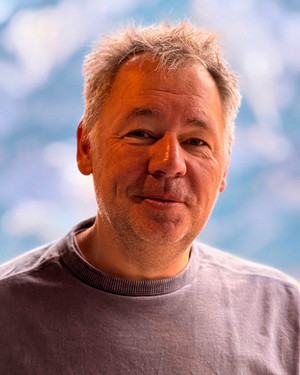 Dr. Michael Schmidt headshot