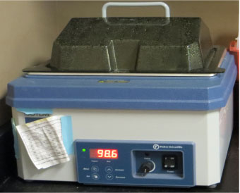 Digital control water bath, Isotemp 210, Fisher Scientific 