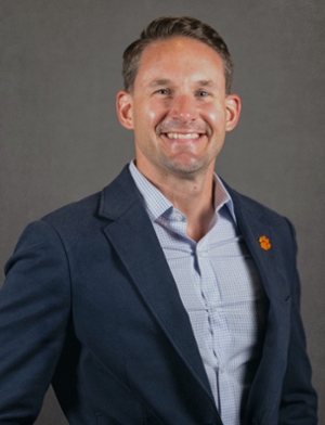 Ryan Mullins