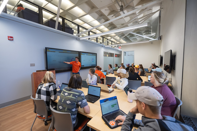 Social Media Listening Center at Clemson University