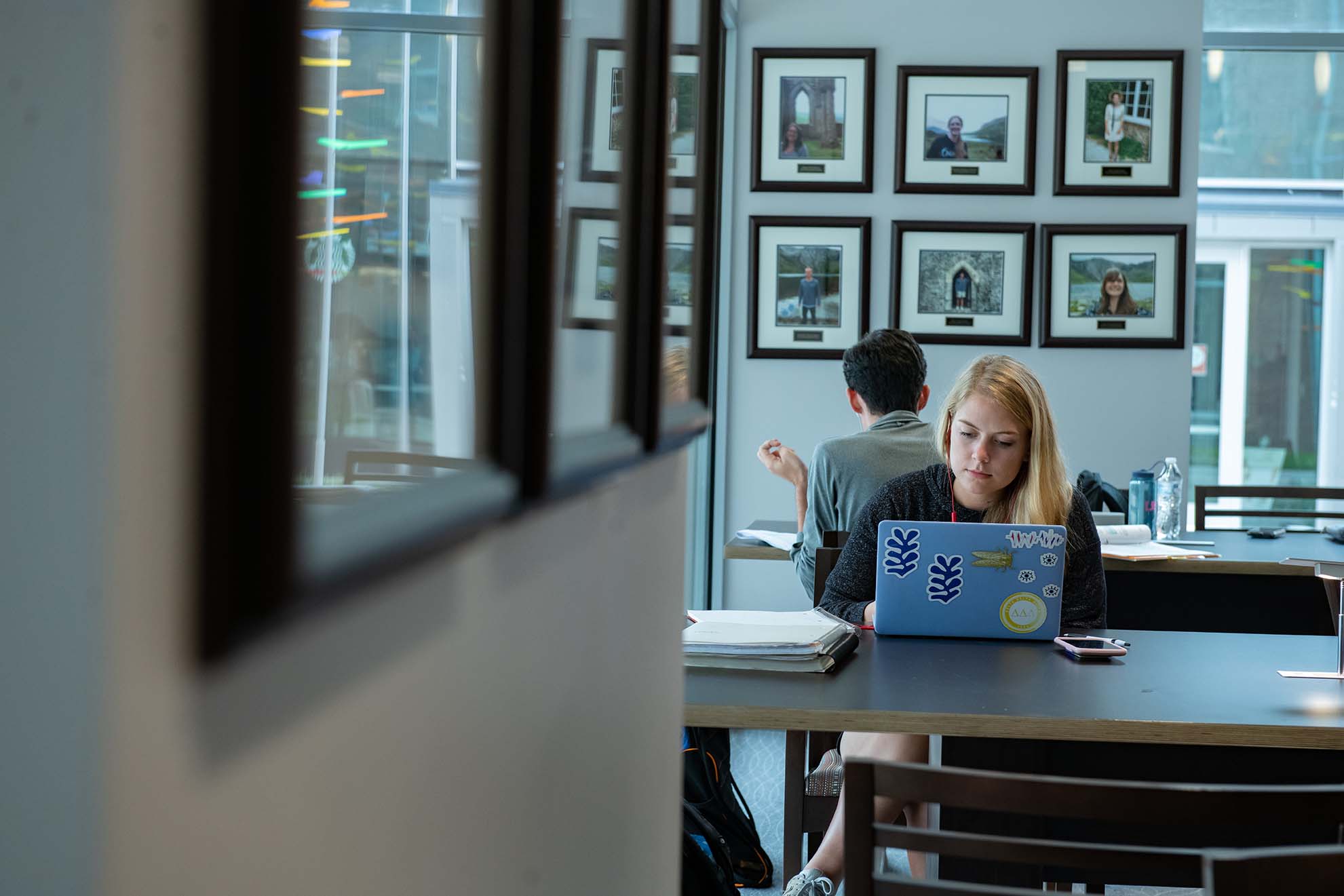 Student studying in the Honors Center Library.