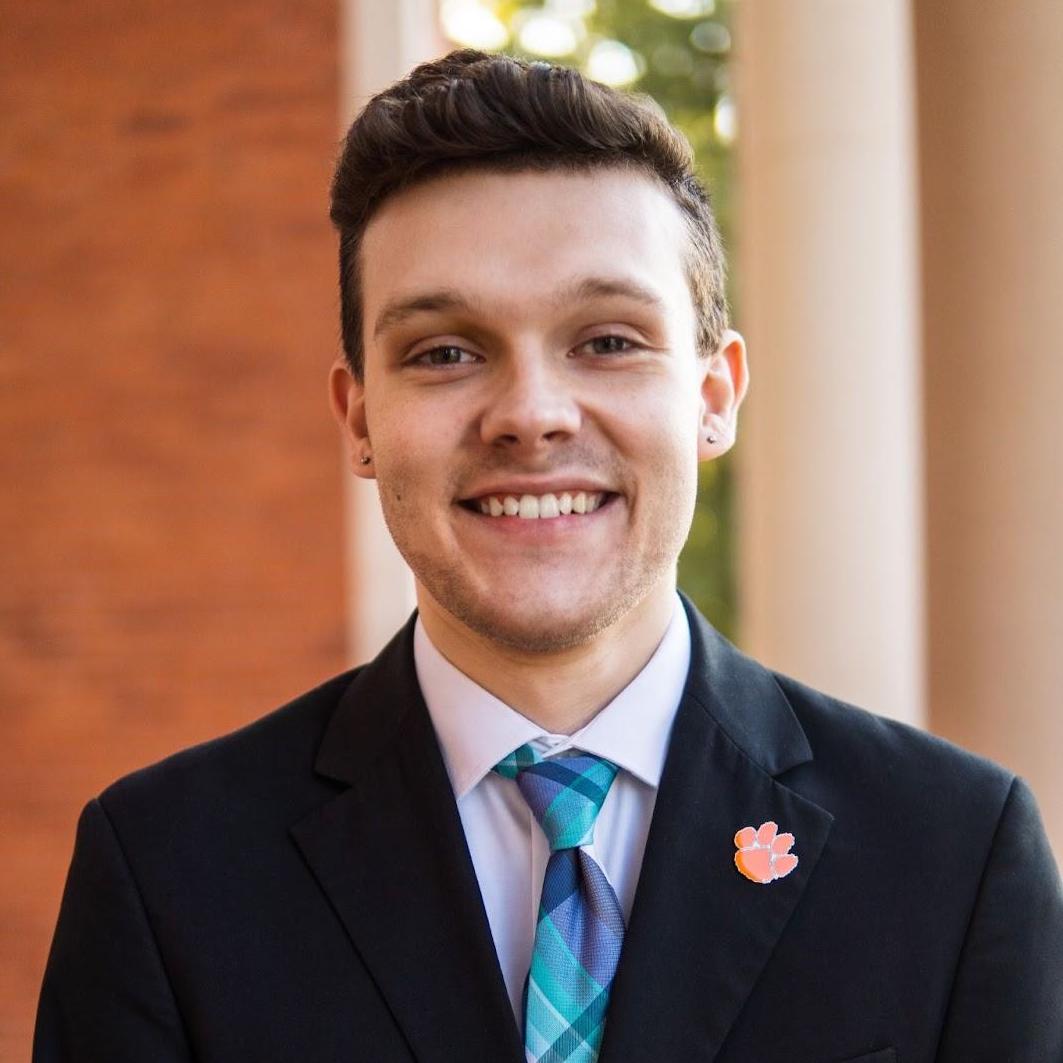 Headshot of Matt Harrington