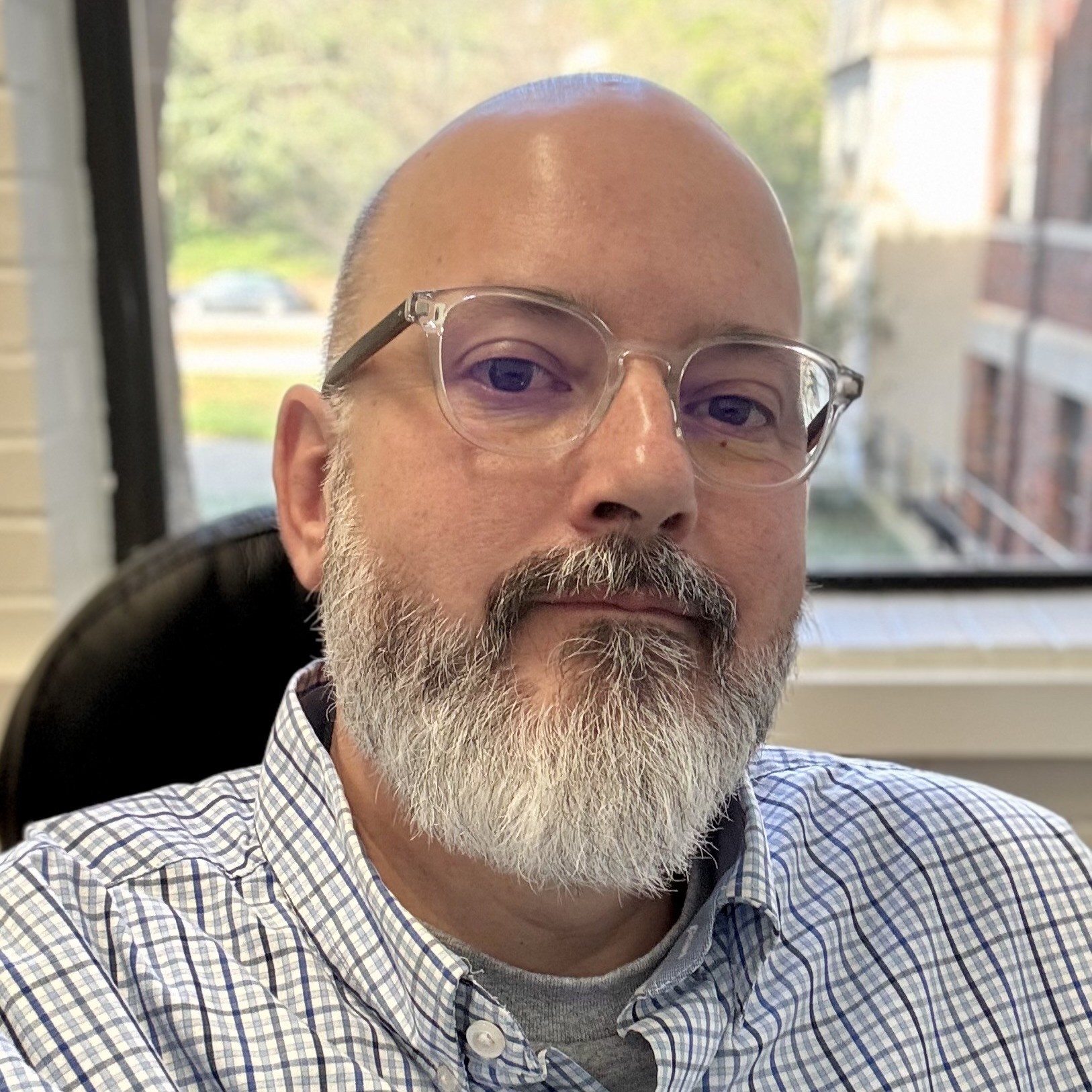 Stephen Lewis Headshot