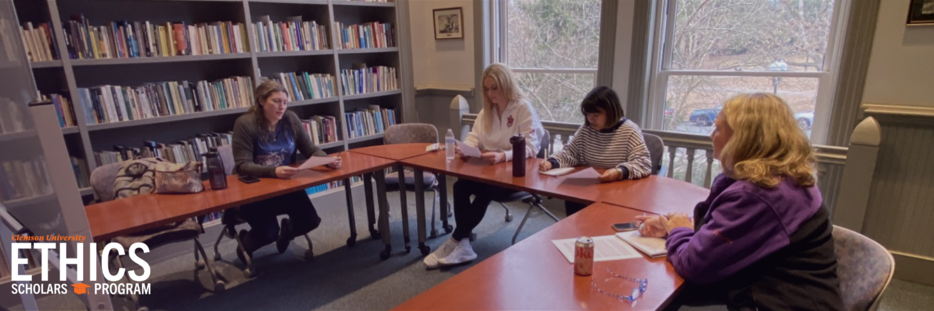 Ethics Scholars Workshop in progress; students in roundtable discussion