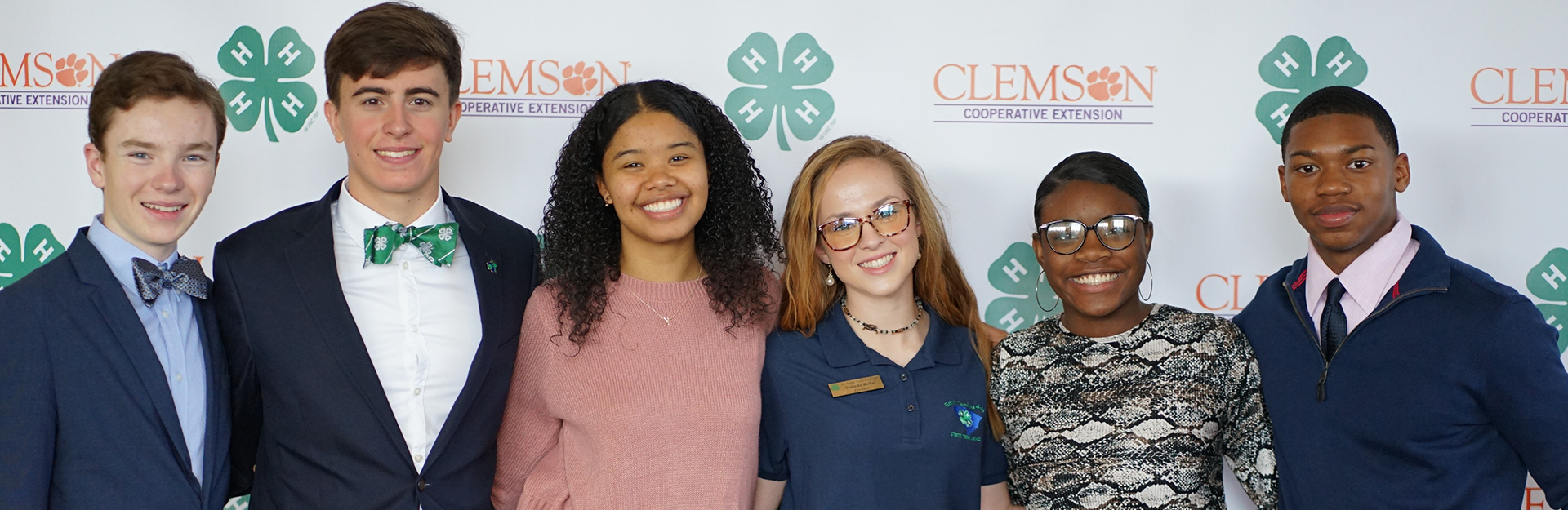 4-H students smiling
