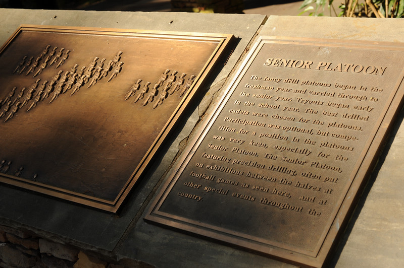 senior class platoon Class of 39 plaque