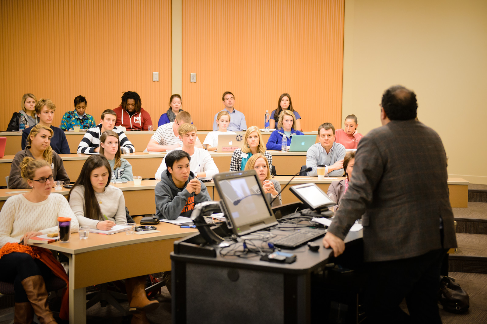 Image of a classroom with students