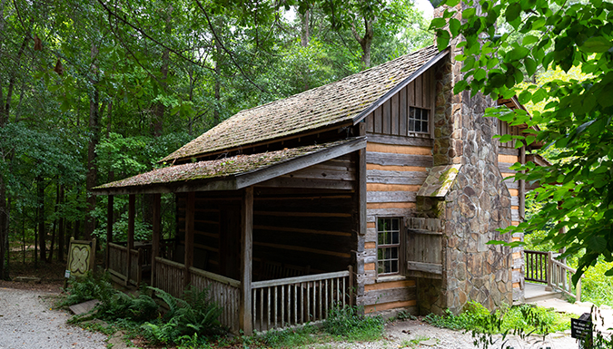 hunt cabin in the woods at the sc botanical garden