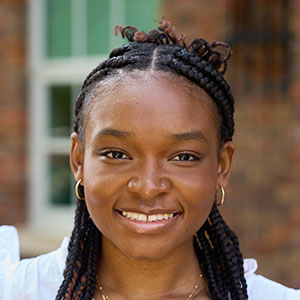 Headshot of Nadia Chestnut.