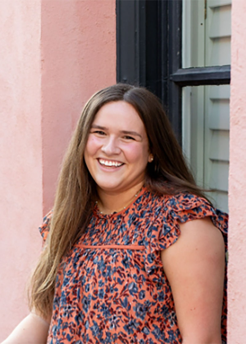 Headshot of Alyssa Almaguer.