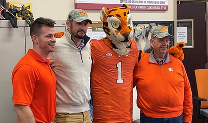 Tiger Mascot at Military and Veteran Engagement Center