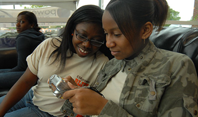 Clemson students in discussion at Redfern