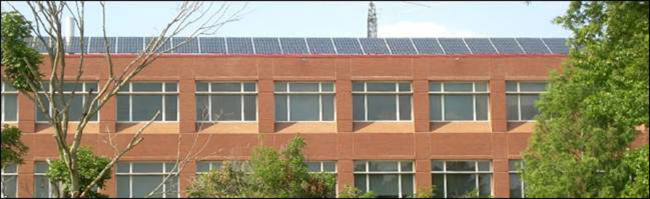 Solar panels on the roof of Fluor